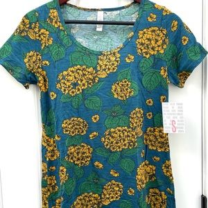 LuLaRoe small classic T, NWT, blue with yellow flowers